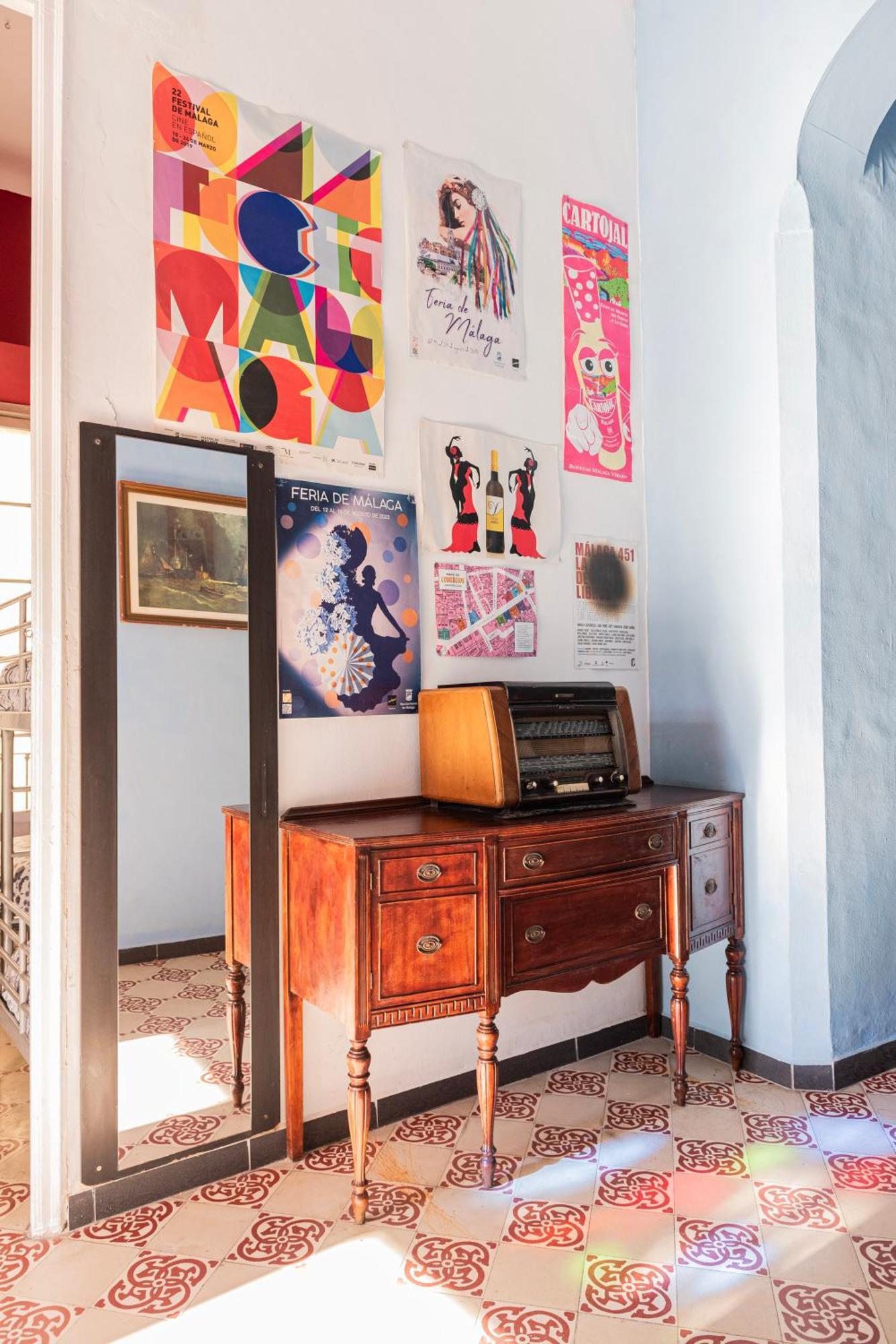 Private Rooms In Historic Building On The Square Malaga Ngoại thất bức ảnh