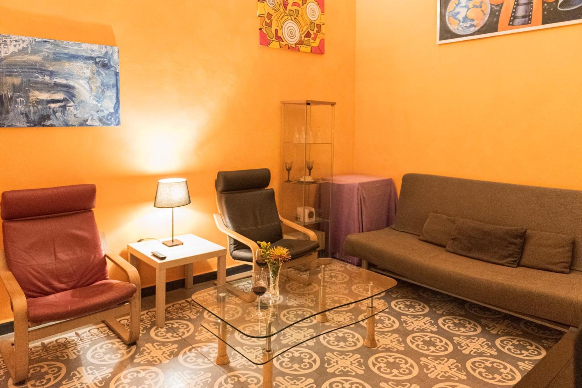Private Rooms In Historic Building On The Square Malaga Ngoại thất bức ảnh